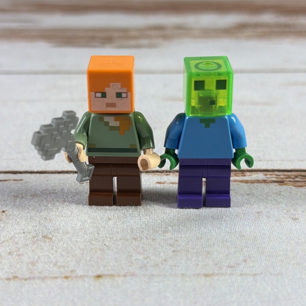 LEGO Minecraft Minifigure Lot of 2 Alex and Zombie Minifigs Used